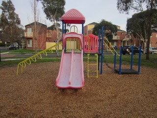 Murchison Square Playground, McKinley Drive, Roxburgh Park