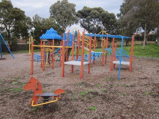 Medora Avenue Playground, Bundoora