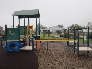 Ribbon Gum Drive Reserve Playground, Melington Drive, Lyndhurst