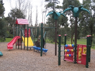 Memorial Park Playground, Paisley Street, Box Hill North