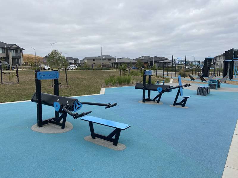 Meridian Central Reserve Outdoor Gym (Clyde North)