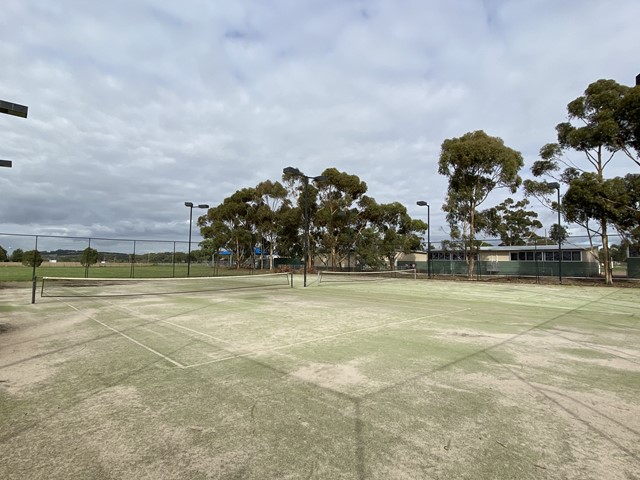Mickleham Memorial Free Public Tennis Court (Mickleham)