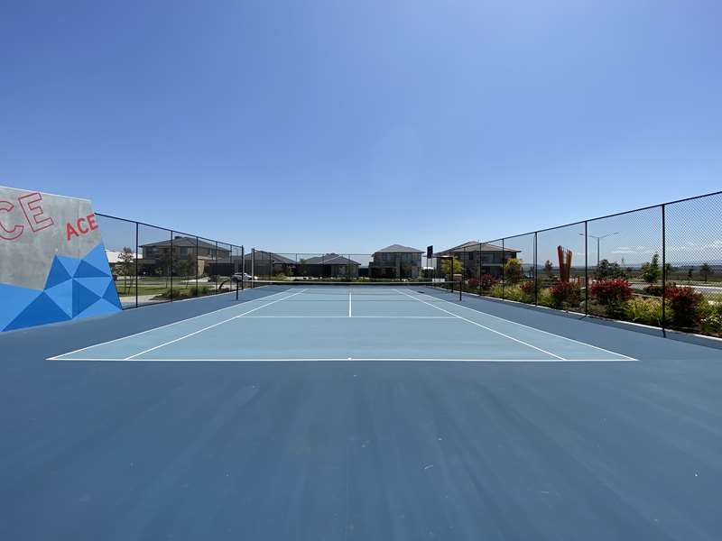 Monomeath Drive Free Public Tennis Court (Mickleham)