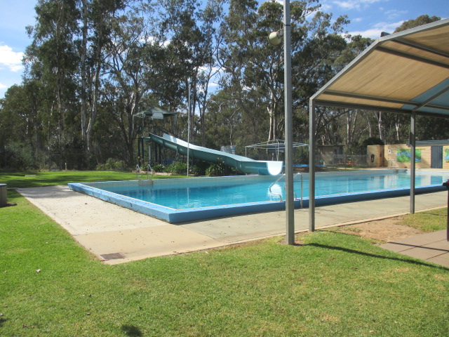 Murchison Outdoor Swimming Pool