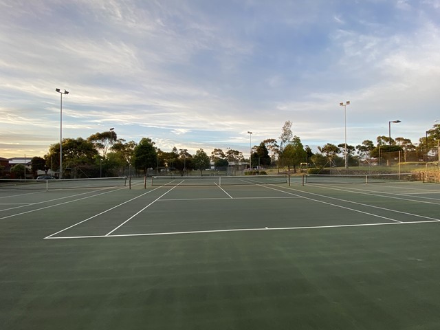 Notting Hill Pinewood Tennis Club (Glen Waverley)