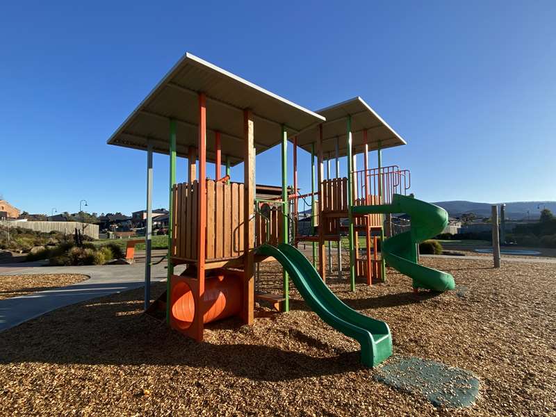 Oakbank Boulevard Playground, Whittlesea