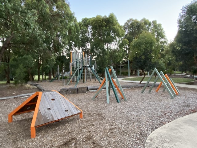 Orchard Grove Reserve Playground, Orchard Grove, Blackburn South