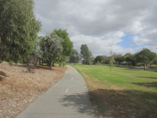 Outer Circle Linear Park - Willsmere Road to Spruzen Avenue Dog Off Leash Area (Kew)