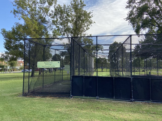 Packer Park Free Golf Practice Cage (Carnegie)