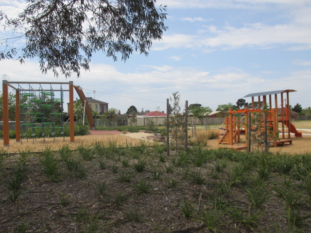 Wahgunyah Reserve Playground, Paringa Drive, St Albans