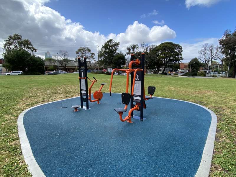 Park Towers Reserve Outdoor Gym (South Melbourne)