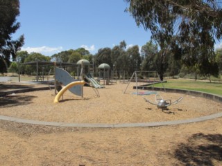 Parkside Gardens Playground, Parkside Drive, Shepparton