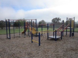 Pederson Park Playground, Cnr Steward St and Jamieson St, Warragul