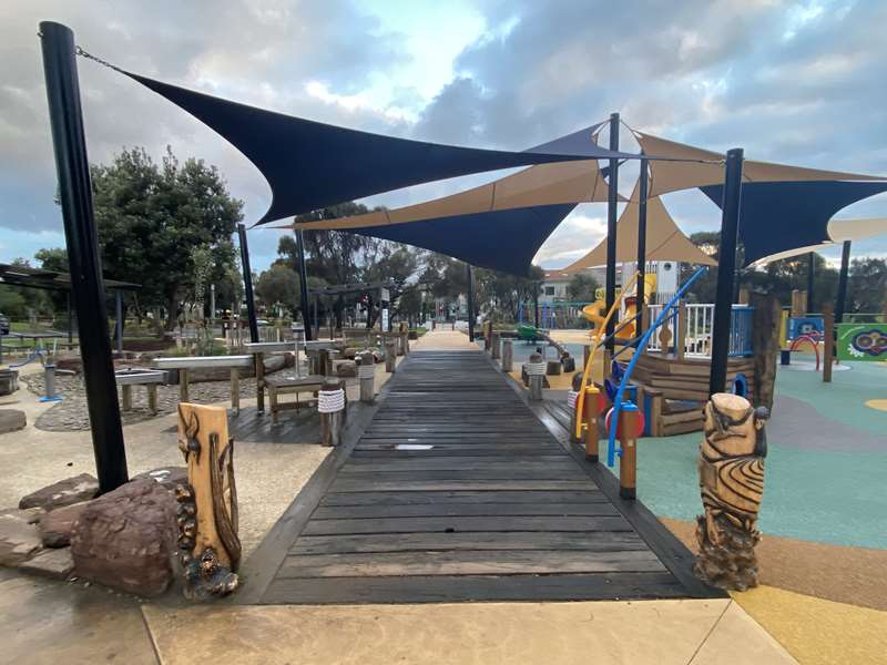 Peter Scullin Reserve Playground, Centre Way, Mordialloc