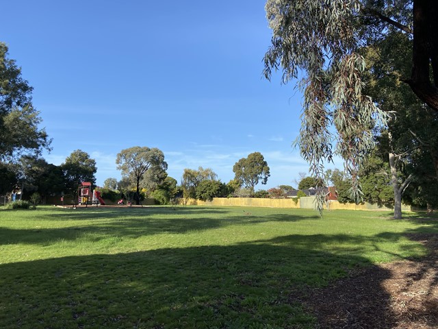 Piccadilly Avenue Dog Off Leash Area (Wantirna South)