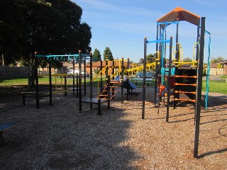 Pines Way Playground, Craigieburn