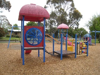Pinewood Reserve Playground, Pinewood Drive, Mount Waverley