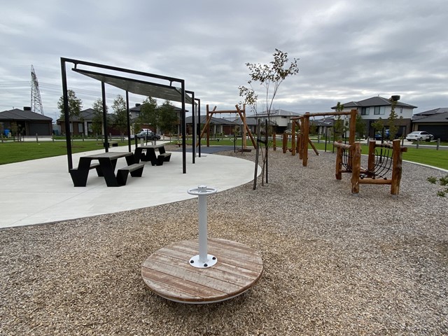 Plymouth Boulevard Playground, Clyde North