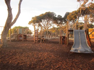 Point Lonsdale Road Playground, Point Lonsdale
