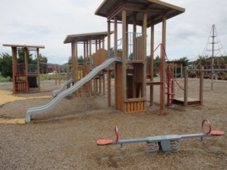 Pomaderris Linear Park Playground, Breadalbane Avenue, Mernda