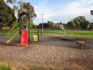 Powell Drive Playground, Hoppers Crossing