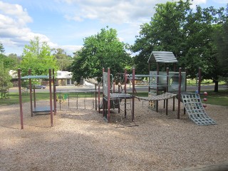 Queen Victoria Park Playground, High Street, Beechworth