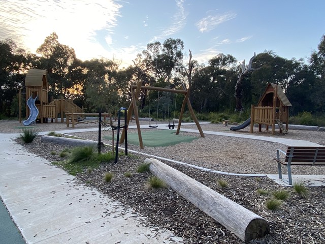 R.D. Egan Lee Reserve Playground, Wallace Road, Knoxfield