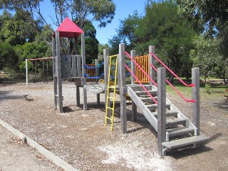 R.W. Stone Reserve Playground, Camp Hill Road, Somers
