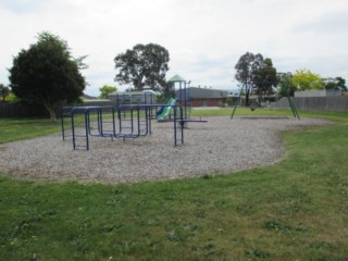 Rangeview Park Playground, Everard Court, Traralgon