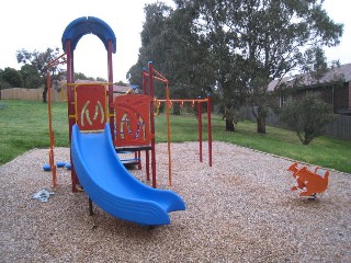 Rata Street Playground, Wheelers Hill