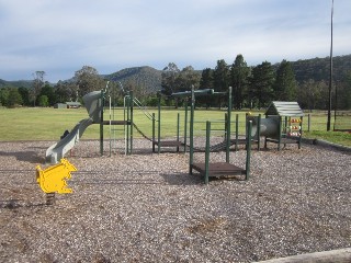 Recreation Reserve Playground, Coronation Avenue, Bright