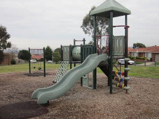 Redwood Close Playground, Meadow Heights