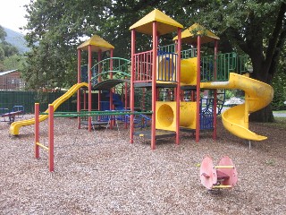 McKenzie-King Drive Playground, Millgrove