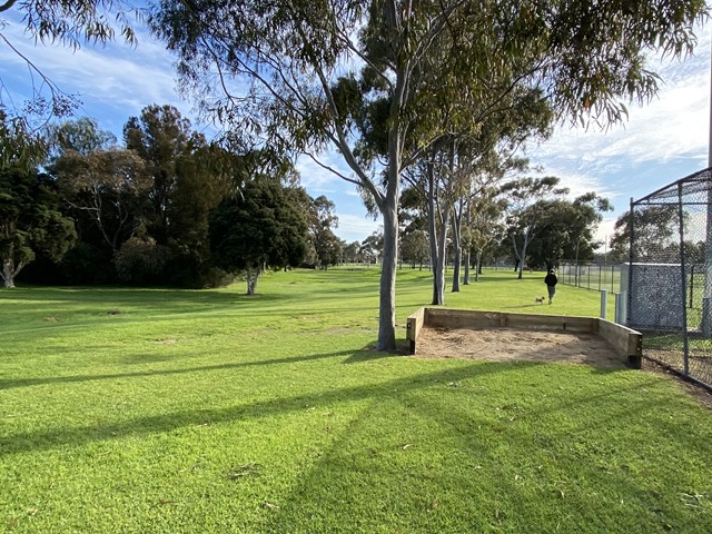 Robert Booth Reserve Dog Off Leash Area (Dandenong)