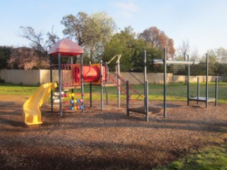 Greenhills Reserve Playground, Robert Court, Gisborne