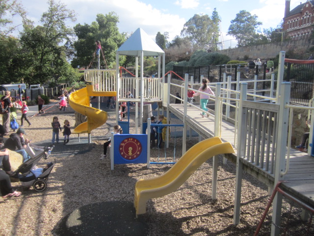 Bendigo Playground - Rosalind Park, Cnr View Street and Pall Mall (Bendigo)