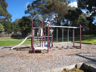 San Martin Drive Playground, Croydon North