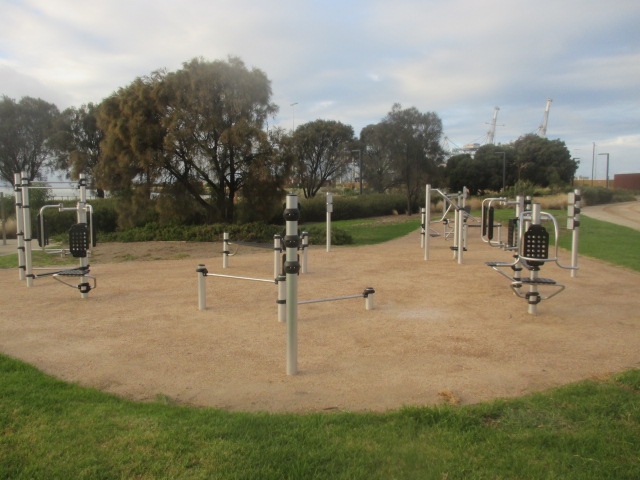 Perce White Reserve Outdoor Gym (Port Melbourne)