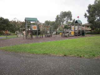 Scarborough Road Playground, Vermont South