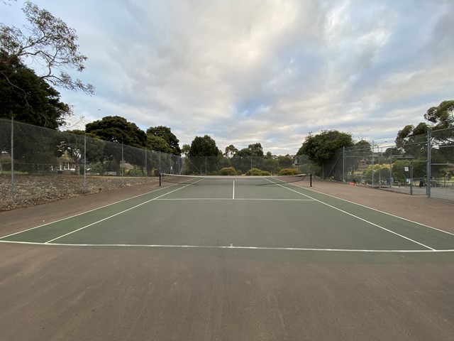 Sheahans Reserve Free Public Tennis Court (Bulleen)