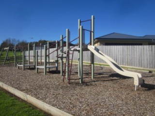 Shirley Road Park Playground, Shirley Road, Neerim South