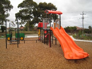 Shorten Reserve Playground, Market Street, Footscray West