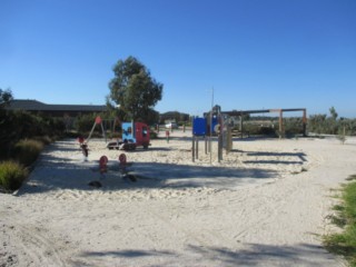 Silverbay Avenue Playground, Point Cook