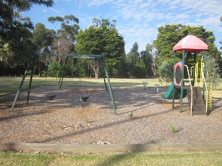 Sinclair Avenue Playground, Glen Iris