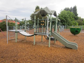 Lochalsh Court Reserve Playground, Skye Cresent, Endeavour Hills