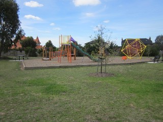 Solomon Drive Playground, Keilor