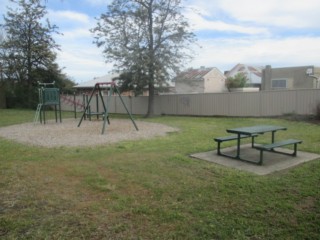 South Bendigo Progress Playground, Neale Street, Flora Hill
