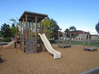 St Georges Avenue Reserve Playground, St Georges Avenue, Caroline Springs