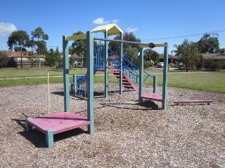 Symons Avenue Playground, Hoppers Crossing