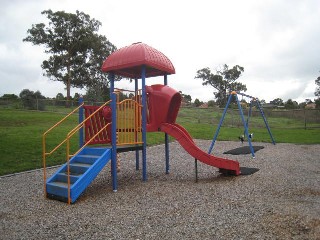 Tathra Place Playground, Greensborough